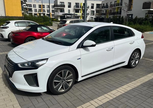 Hyundai IONIQ cena 69000 przebieg: 98500, rok produkcji 2017 z Wrocław małe 154